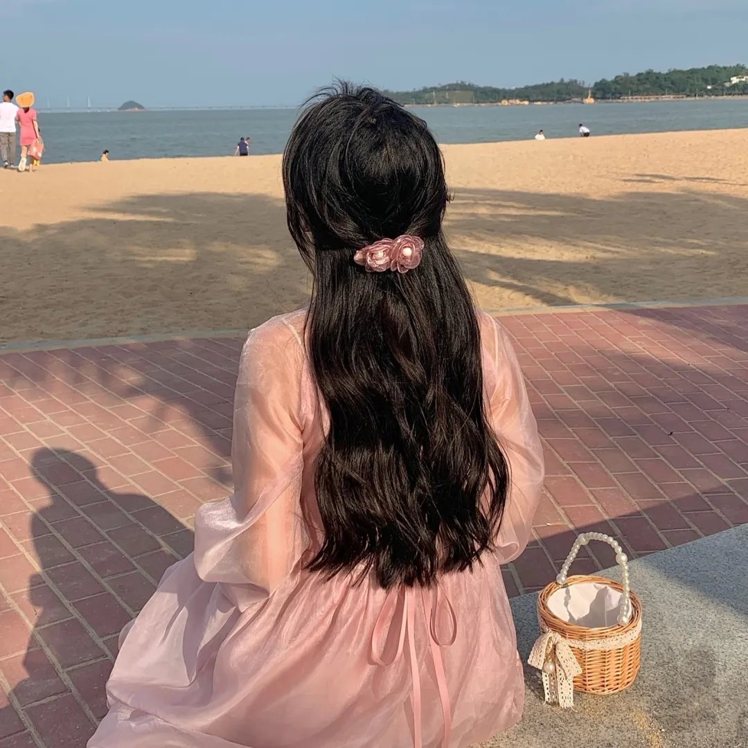 戏子们：传闻操纵团